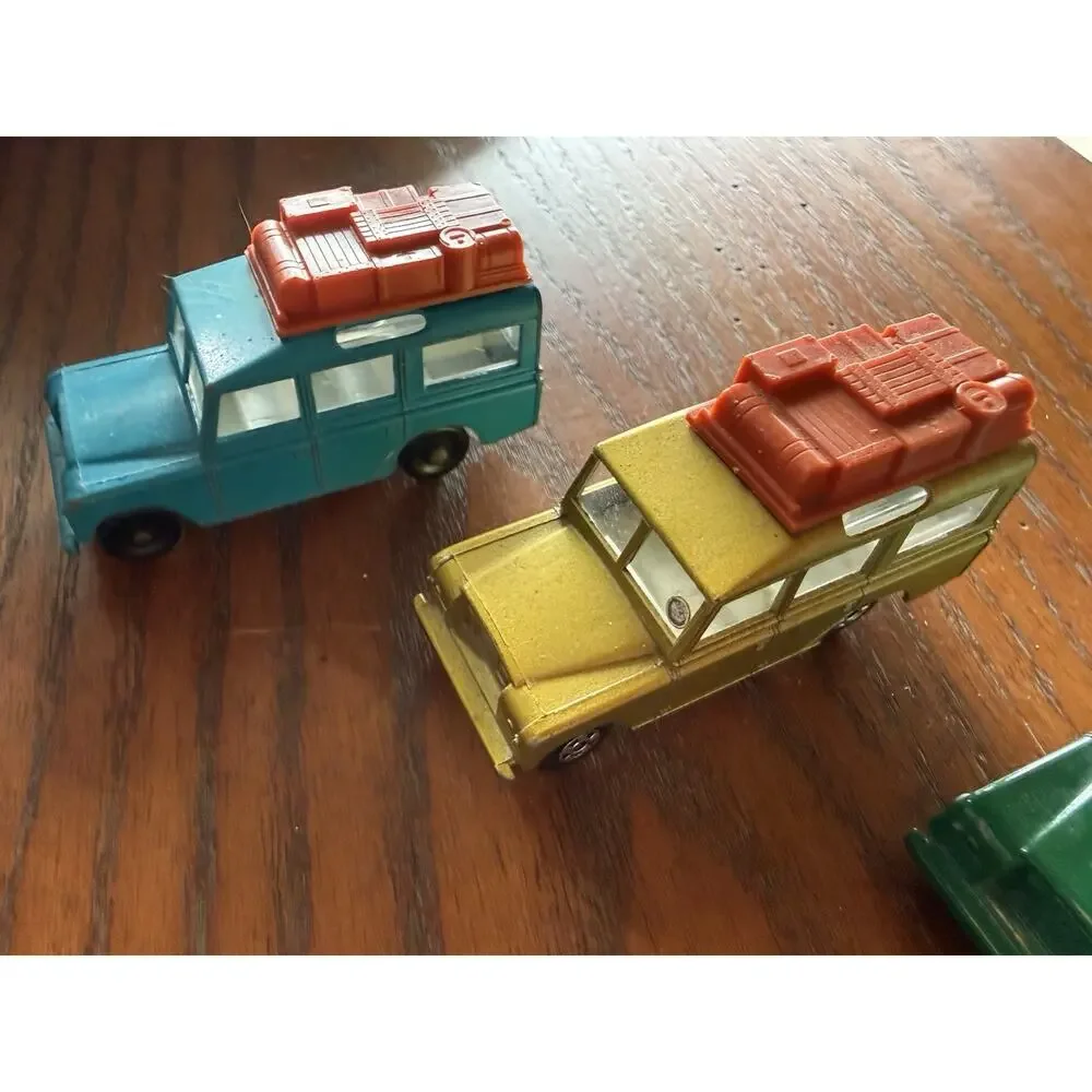Matchbox Lesney Land Rover Safari No. 12 Blue Gold And Green